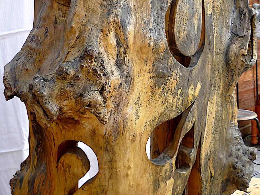 WASSER HOLZSKULPTUR – 0,90 METER HOCH
