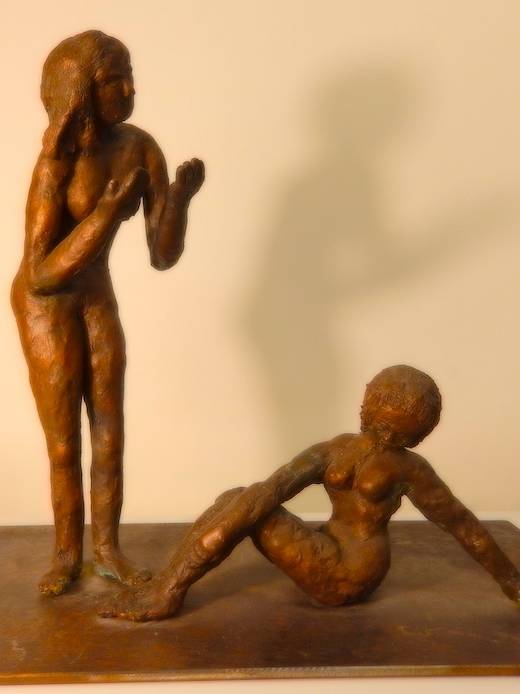 Steh auf! Skulptur Vollbronze handgeformt, beweglich auf Metallplatte – 28 cm hoch